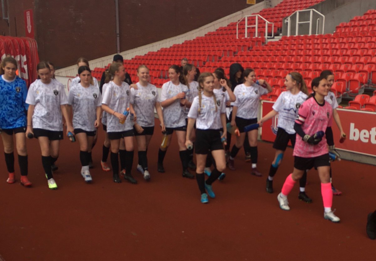 <a href="/WestKentSFA/">West Kent SFA</a> U13 Girls ahead of the <a href="/SchoolsFootball/">English Schools' Football Association</a> National Final against <a href="/LpoolSchoolsFA/">Liverpool Schools FA</a> at <a href="/stokecity/">Stoke City FC</a>