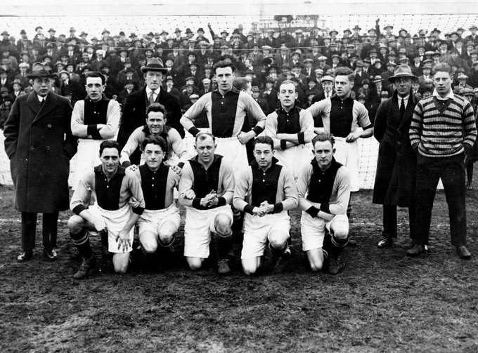 30 April 1943 | Eddy Hamel was murdered in a gas chamber in #Auschwitz. Born in #NYC in 1902. As a teenager, he moved to Amsterdam. 1st Jewish player in <a href="/AFCAjax/">AFC Ajax</a>. He scored 8 goals in 125 league games. After arrest in Oct 1942, he was deported to Auschwitz with his wife &amp; 2 kids.