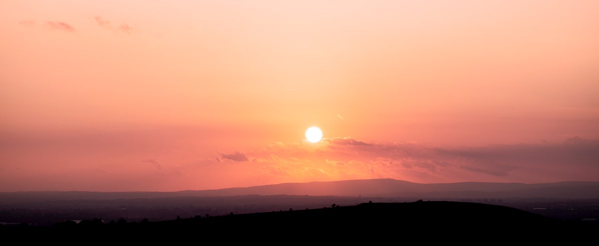 mikesaltsman194's tweet image. #Sunsetting over #Winterhill @CanonUKandIE @AP_Magazine @TGOMagazine @OutdoorPhotoMag