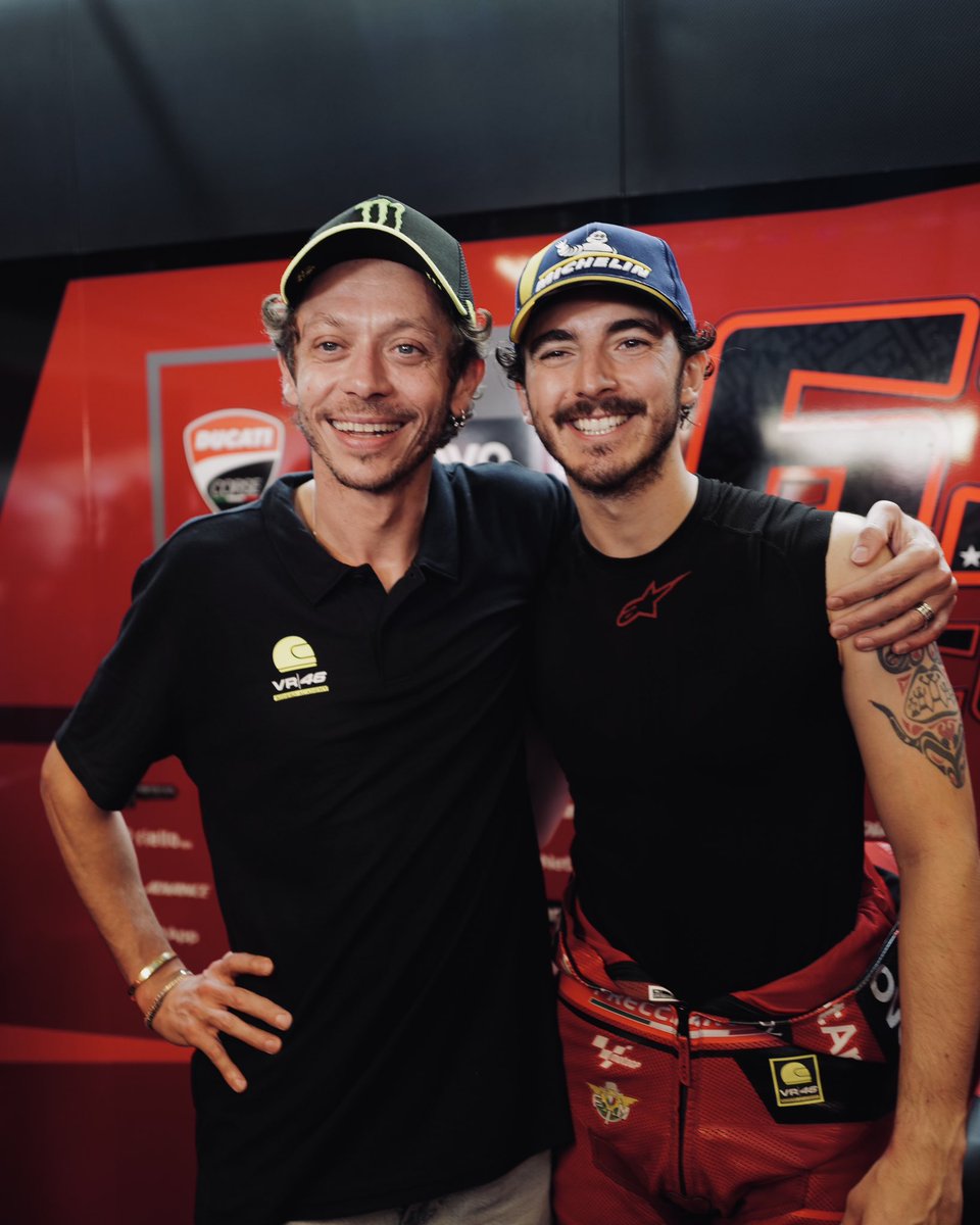 VRRidersAcademy's tweet photo. .@ValeYellow46 @PeccoBagnaia 🥹🔥 https://t.co/fPJzJDyGgA
