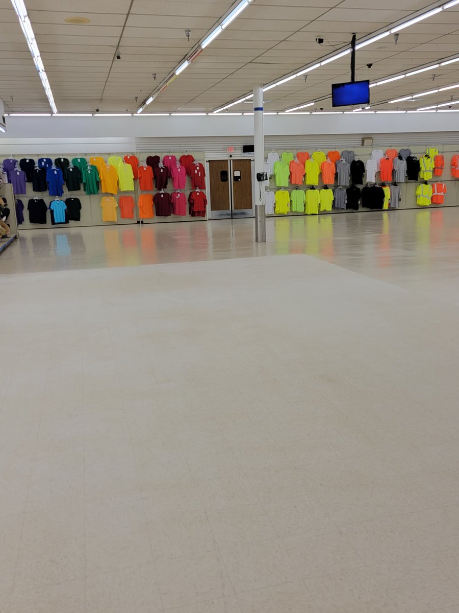 tpiwins216's tweet image. #smartclean #stripandwax