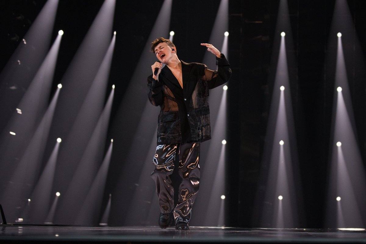 Eurovision's tweet photo. Remo from Switzerland brings his heartfelt and haunting ballad to Liverpool 🤍 #Eurovision2023 #Eurovision

➡️ https://t.co/VVdfhGIxdG https://t.co/HEp9ngq9o0
