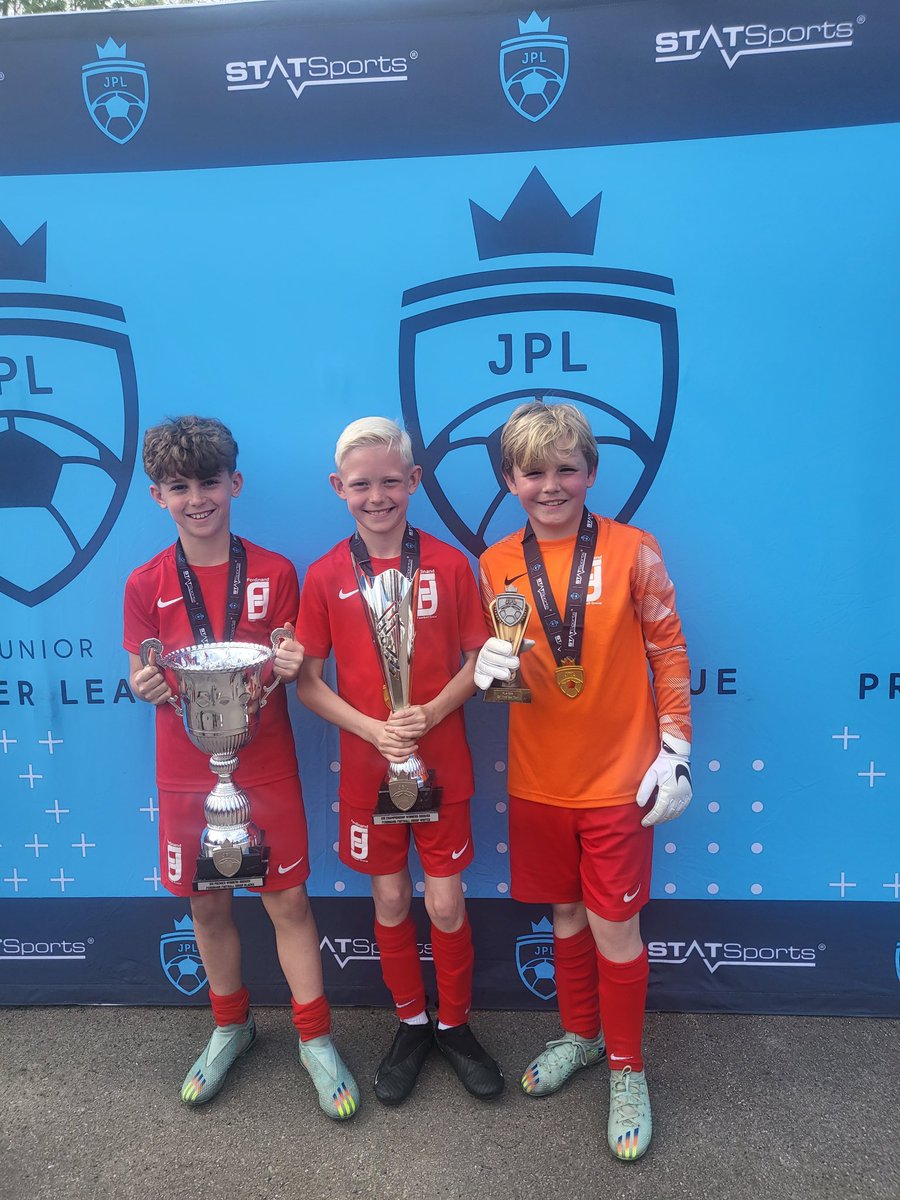 Louise Gray tweet media