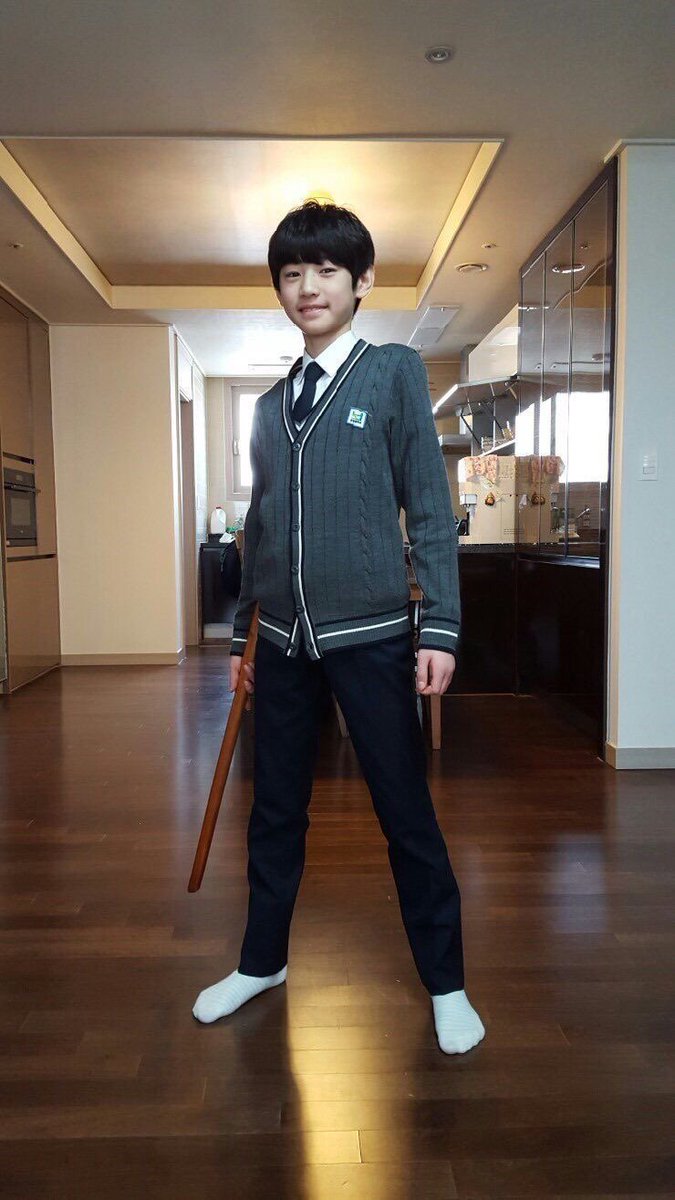 itsmehongx's tweet photo. แม่บอกให้เป็นเสาหลักของบ้าน https://t.co/3ksOmm55Wq