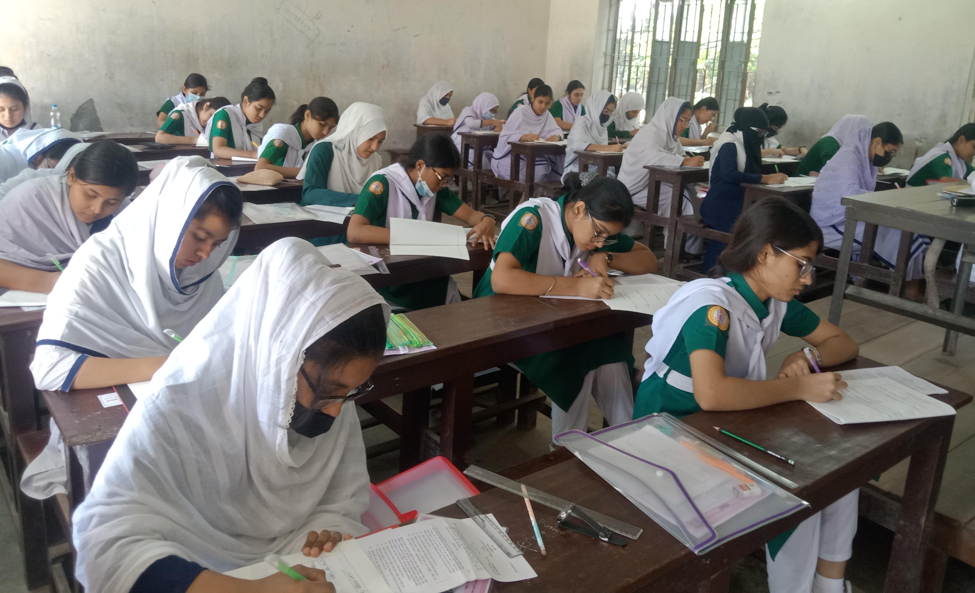 মহিউদ্দিন-জাহাঙ্গীরের ফাঁসি রাত ১০টা ১ মিনিটে