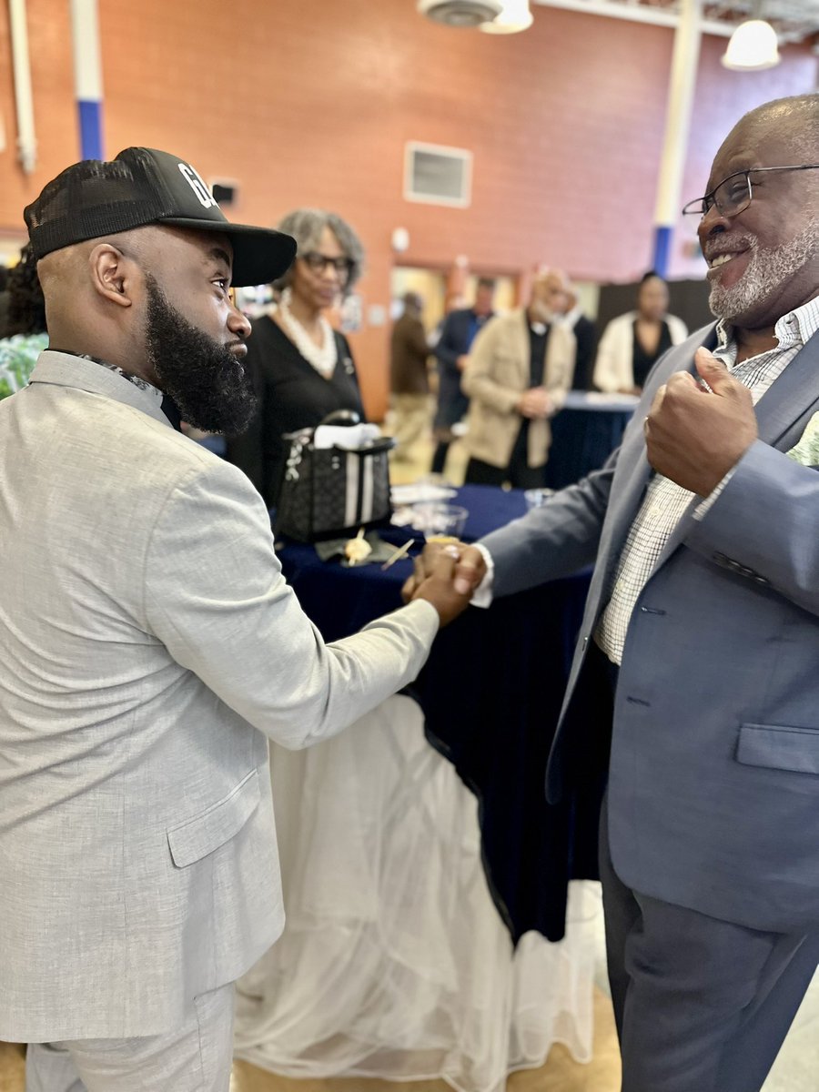 traychaney's tweet photo. Heavy on the Big Steppas….Never played Checkers…. WE BEEN H. I. M #beenSmooth #consistency #thorough #class https://t.co/2Z6otpPUCN