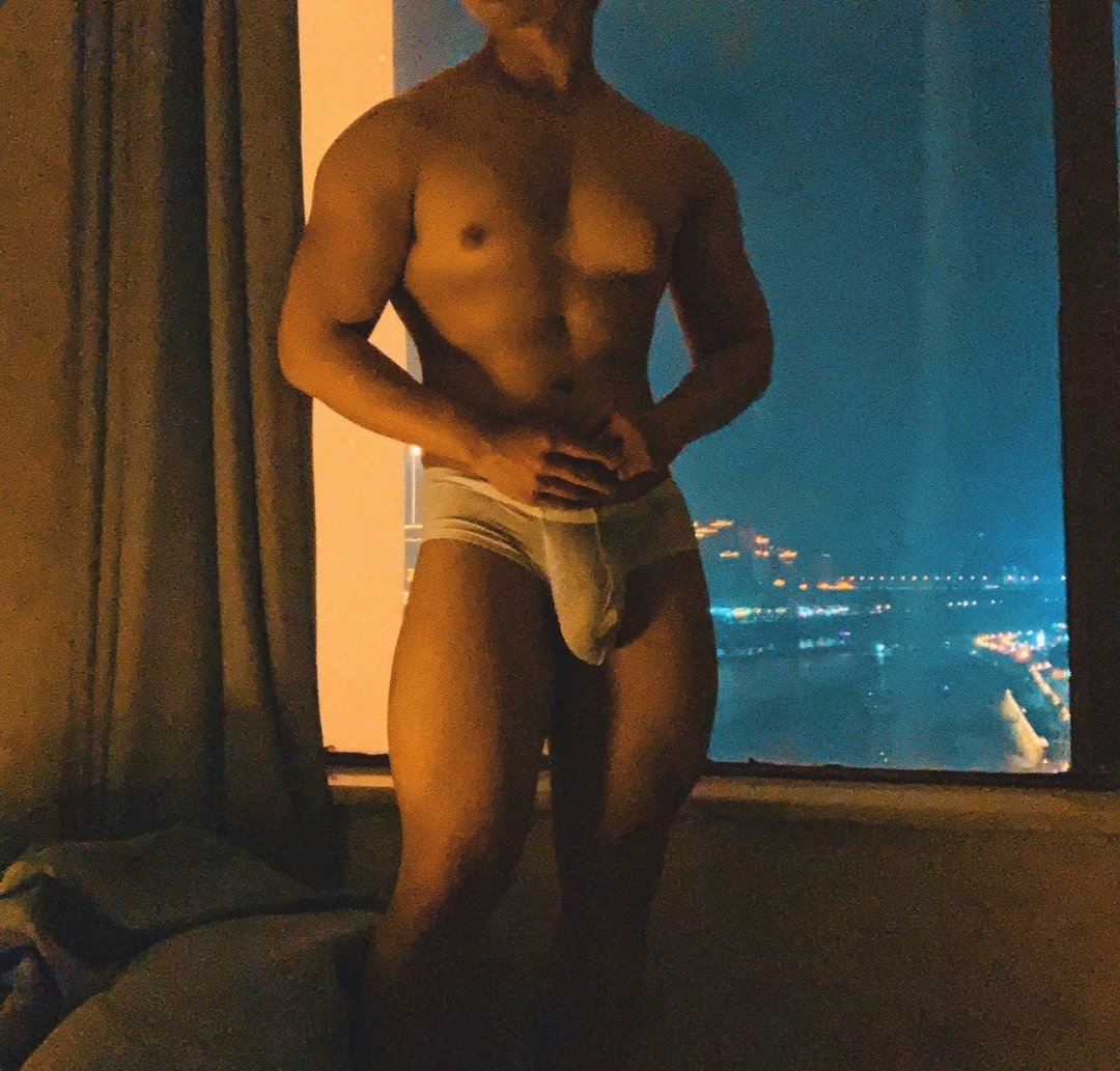 SEEKER4576's tweet photo. @yangdada198 and his big soft dick
#杨一达
#杨达达
#达达先生
#sheepdada23
#dadabigdiao
#yangdada198
#sheepdada https://t.co/gV4cN9I17k