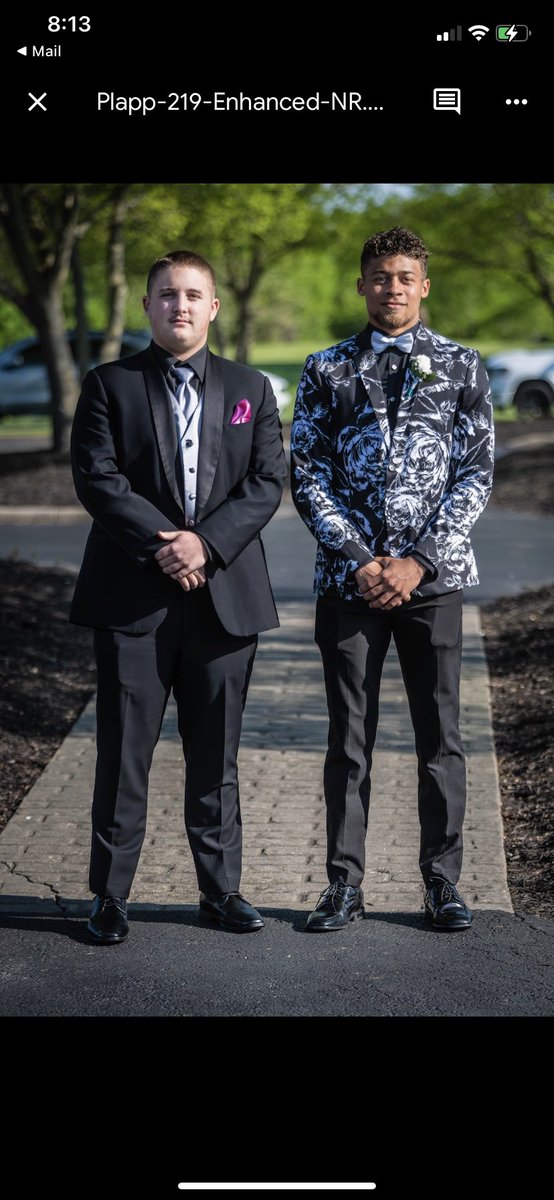 plapp_cole's tweet photo. Senior Prom https://t.co/EiZU1jZw6A