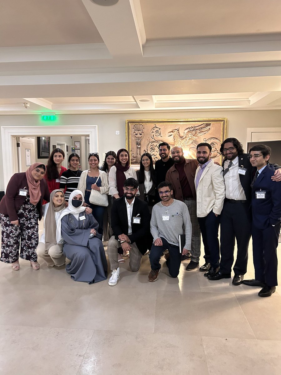 And of course a huge thanks to our attendees for making this event, we hope it was beneficial to you all and we can’t wait to hold more events like this. From Cambridge Paksoc 2022/23 + 2023/24! Pictured here are 5 generations of Cambridge Paksoc 💚 (11/11)