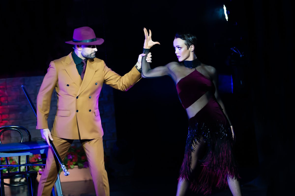 TRPhotography1's tweet photo. Sensational @pernicegiovann1 @laurenmayoakley 
 #madeinitaly @STheatreCo 
#argentinetango #dance #photography #liveperformance #strictlytheatreco #strictlypros https://t.co/SPQBEJxANH