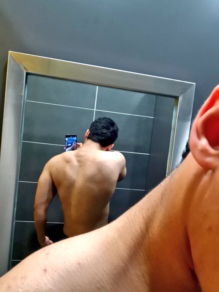 oPain_'s tweet photo. W pull day https://t.co/wiUpV2XNos
