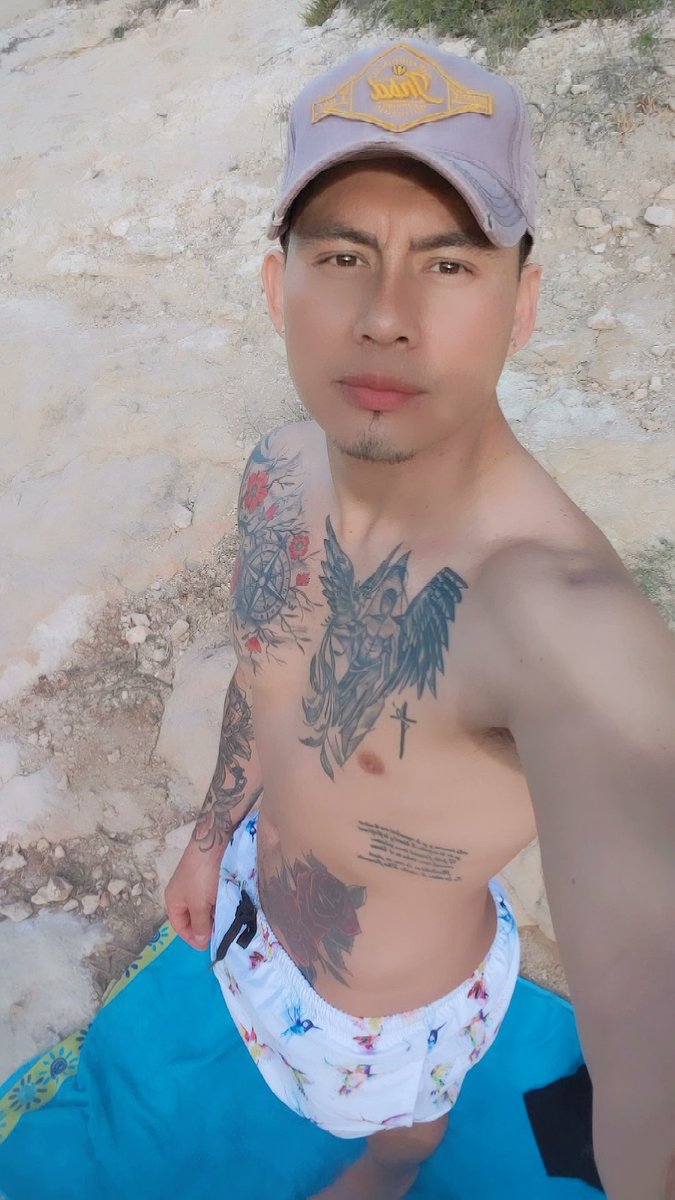 Seudnimo9's tweet photo. Relax hot https://t.co/oP8O6WzKXS