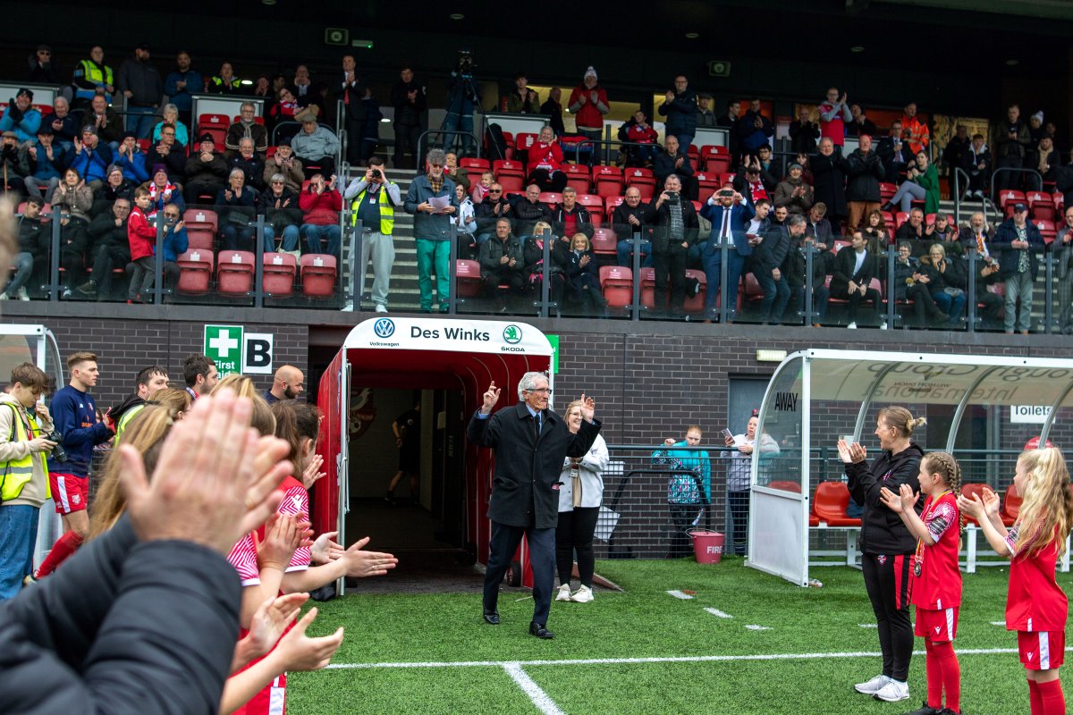 Yesterday we had the honour of welcoming 5 of the 1973 FA Trophy winning team to celebrate the 50th anniversary🙌

Our girls team who will be playing at Wembley soon, welcomed to the pitch Jimmy Shoulder, Harry Dunn, Alan Franks, Bert Garrow and Malcolm Leask👏
📸 @maxmurray05