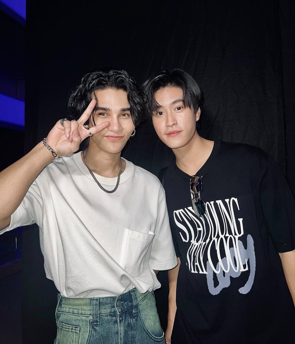 jeffsaturperu's tweet photo. [30/04/2023] Actualización de Jeff junto a @.gemini 💛

#KonnecConXJeffSatur #JeffSatur @jeffsatur #Saturdayss https://t.co/YsWeYMqVDK