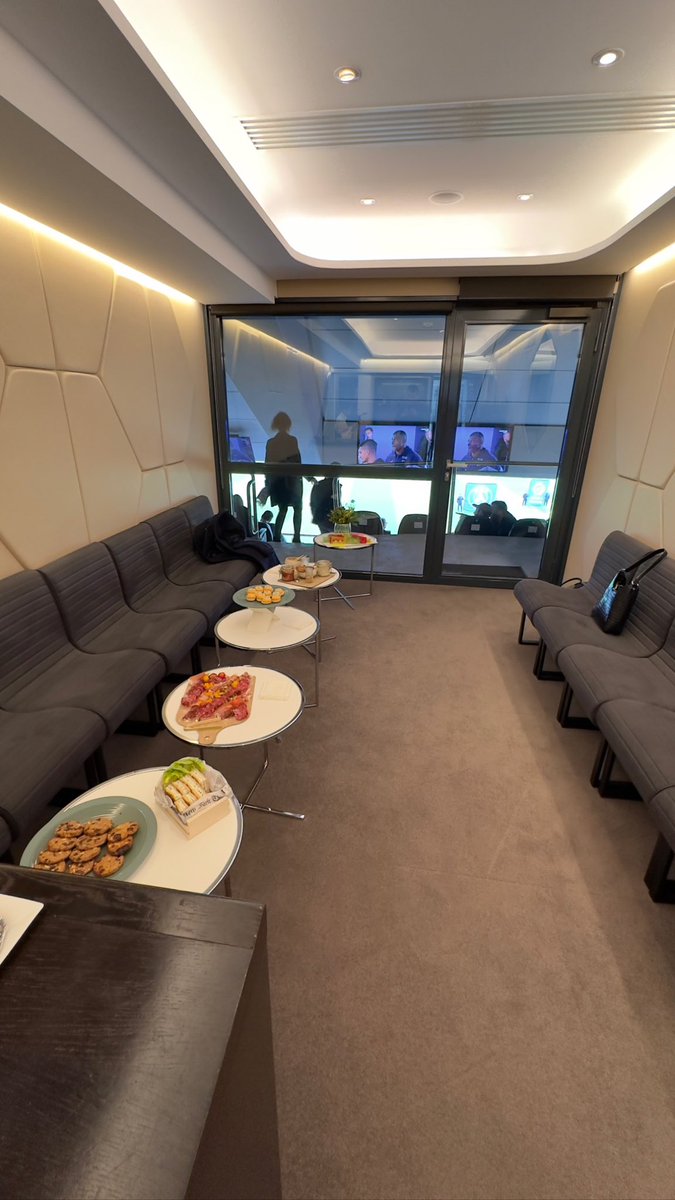 alacharme's tweet image. #PSGLorient on est mieux là