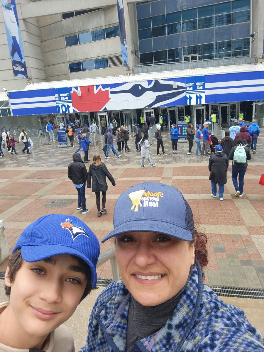 #JrJaysSundays with Thing 2 🥰🥰 #BlueJays
