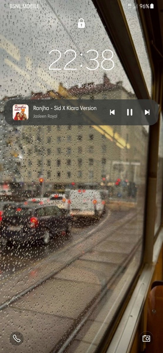 rose_selba's tweet photo. Still hooked to this song! 
#SidKiara #ranjha @jasleenroyal
@SidMalhotra @advani_kiara https://t.co/Zvyd6zf6i4