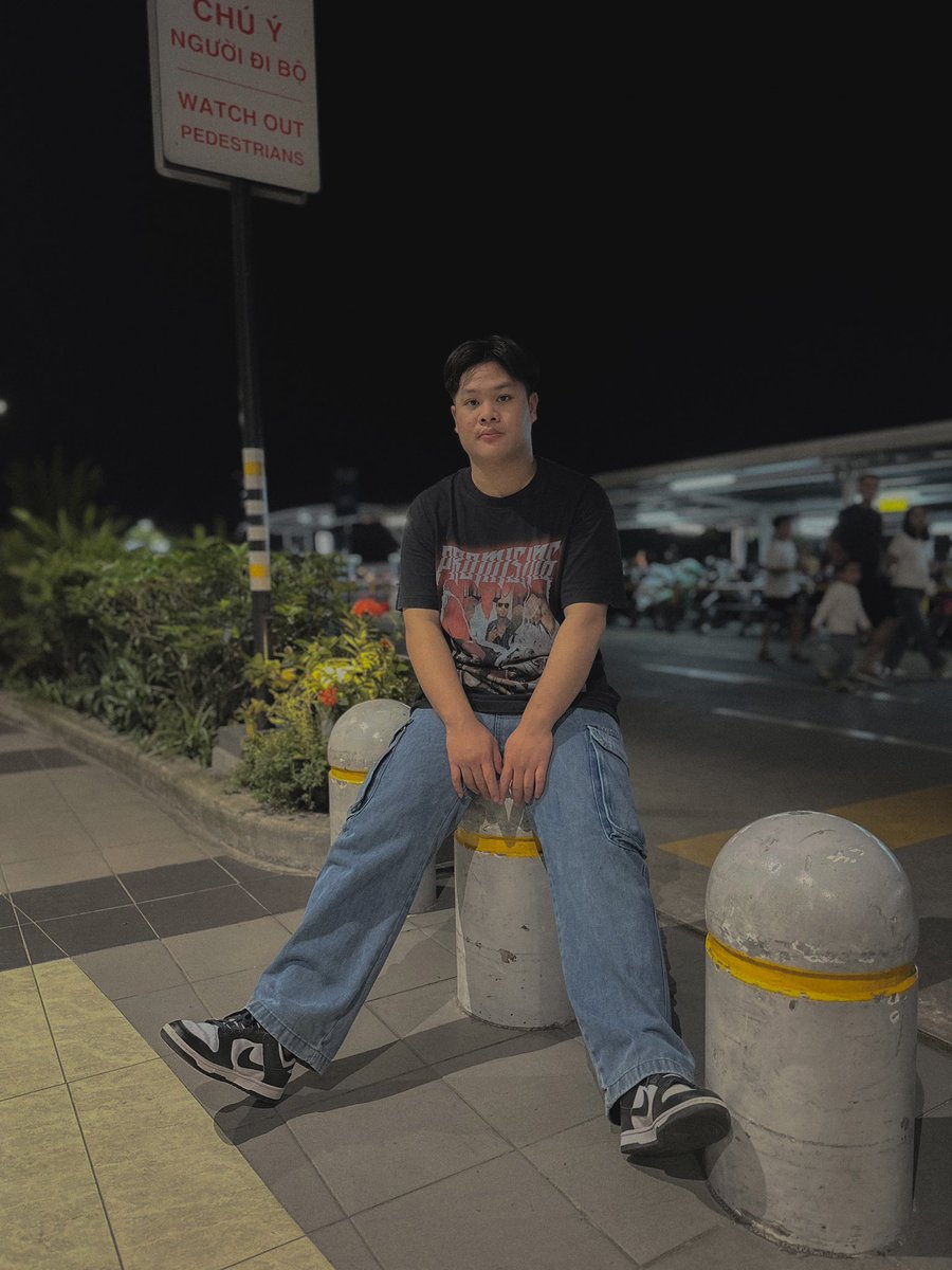 Koung_7's tweet photo. Hello🖕🏼 https://t.co/2h2sdZUqcu
