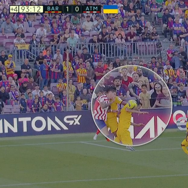 Sánchez Martínez fue el árbitro que decidió que no había mano de Busquets en el Barcelona vs Atlético.

Sánchez Martínez es el árbitro que ha decidido que sí hay mano de Aleñá en el Espanyol vs Getafe.

Sánchez Martínez es una persona que sabe lo que hace.