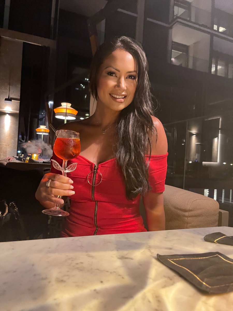 Itsnataliarose on Twitter: "Cheers! 🥂"