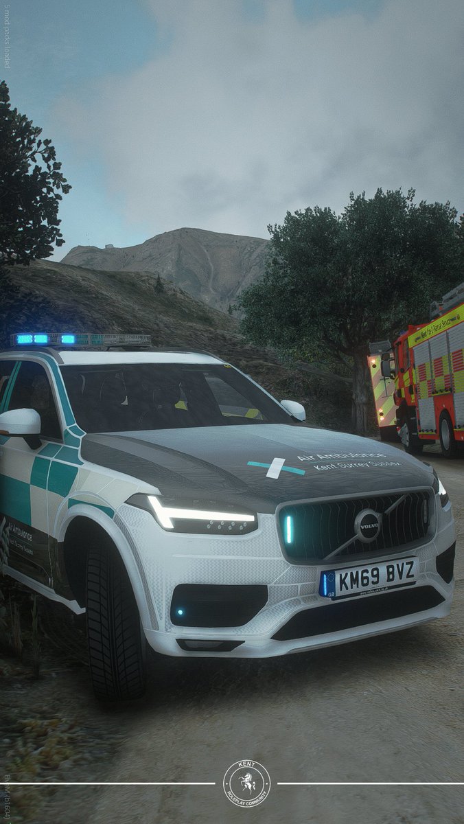 KentRPC_'s tweet photo. Checkout our new Kent, Surrey and Sussex Air Ambulance Helicopter &amp; Response Vehicle!

📌Direct entries remain open! Interested and want to join? Head to https://t.co/7juriLTH13 and click apply to join now. https://t.co/LmrpUCXDIg