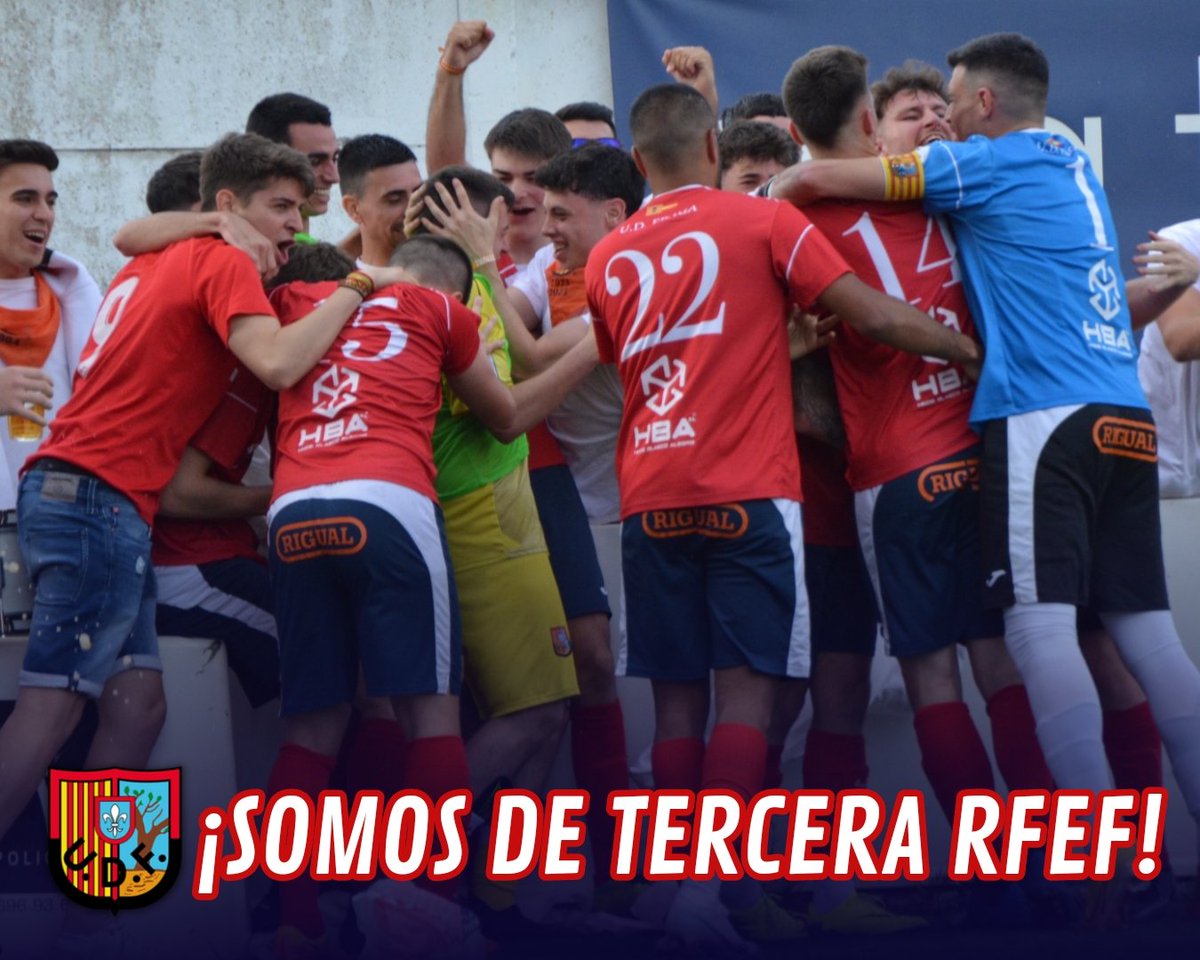 udfraga's tweet photo. FINAAAAAAAAAAAL 🙌🙌🙌🙌 

Resultado no favorable (1-2) pero que nos permite sellar el ascenso a #tercerarfef 💪😃

¡¡¡VOLVEMOOOOS!!! 🫶🫶🫶🫶

Mil gracias por el apoyo afición

👊 ¡VAMOS FRAGA! 👊 https://t.co/oNxZuIAUQH