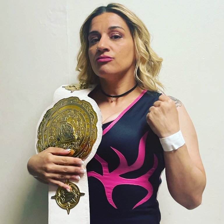 PowerhouseAriel's tweet photo. #ANDNEW @nwwextreme Women's Champion "Portuguese Powerhouse" Ariel!
#PortuguesePowerhouseAriel #IndyWrestling #WomensWrestling #IndyWrestler #WomensWrestlingMatters #ProWrestling #ProWrestler #NWWE #NewWorldWrestlingExtreme #NWWEWomensChampion #PortuguesePerfection https://t.co/3fI7ci1O74