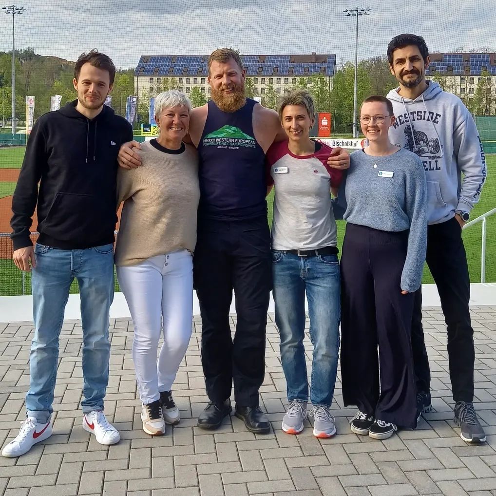 Was passiert wenn @alex_puerzel und die Crew von @sportingspineregensburg sowie 50 weitere sportbegeisterte Athleten in den Räumen der <a href="/legionaere/">Guggenberger Legionäre</a> aufeinandertreffen?
.
Ein richtig cooler Tag mit unermesslichem Austausch, bekanntem und neuem Wissen kombiniert mit Betrachtung…