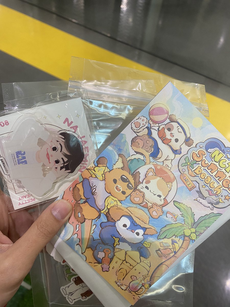 f023_jjj's tweet photo. มาเพื่อ  @pamiumiu 🥺🥺🥺💞💞💞💞 #NCTinSUMMERbeach https://t.co/xLRsudBiwP