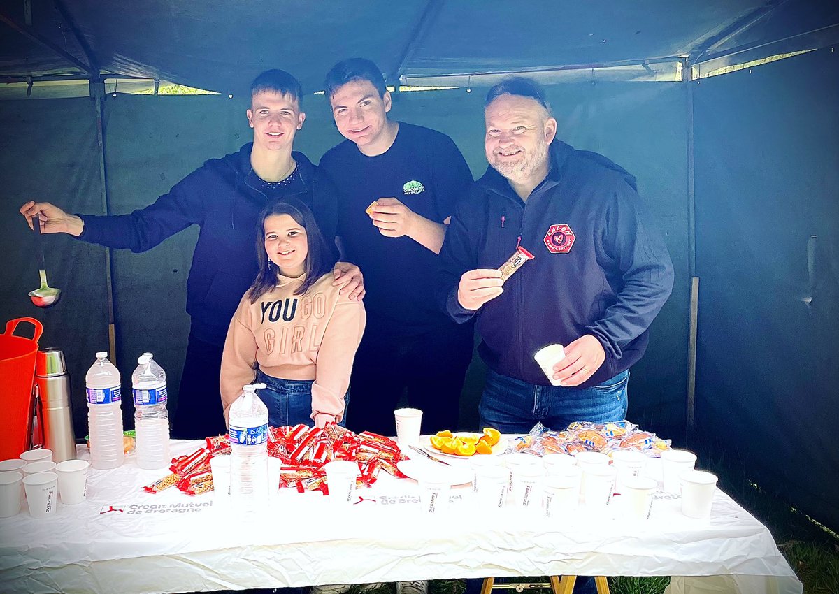 Bénévole en famille pour la rando Muco à Belle isle en terre. ❤️
