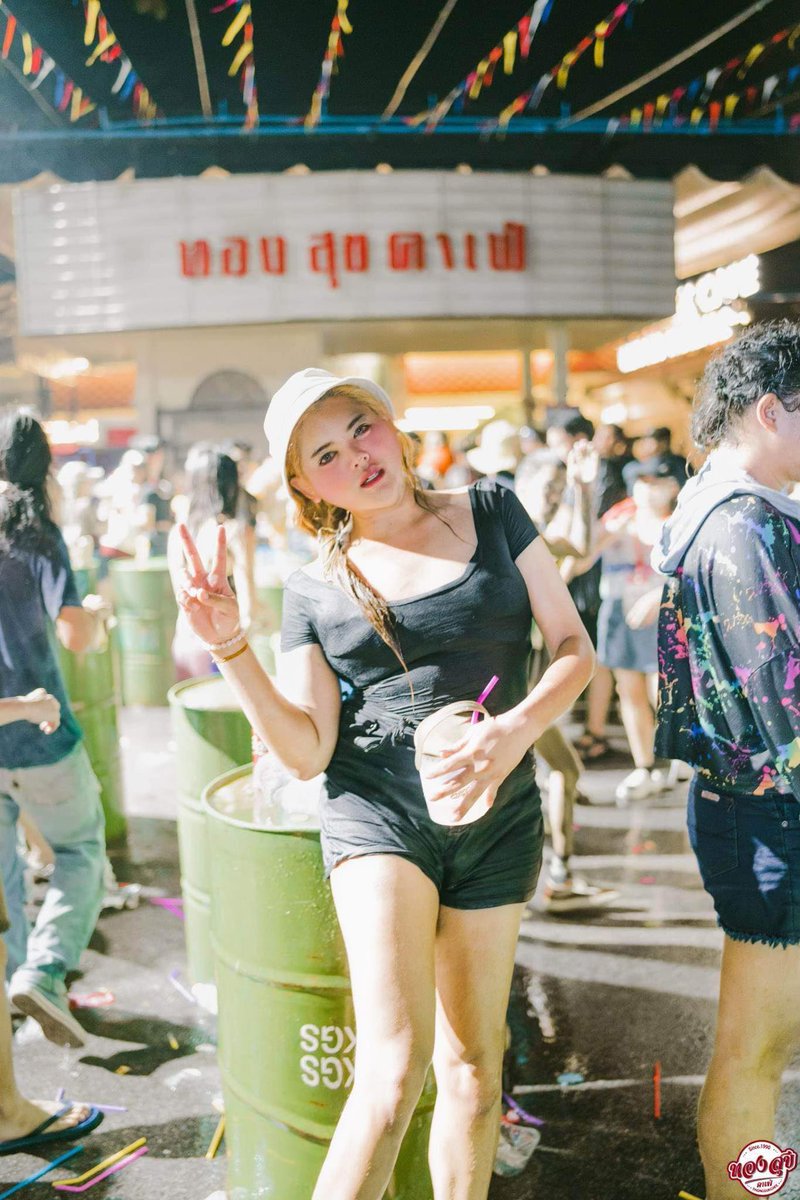 oofza5678's tweet photo. ชายแท้ชอบนัดเยสสาวสองมีไหม���่ะ #หัวหิน #ปราณบุรี #สาวสองหัวหิน https://t.co/mLh9VuueOf