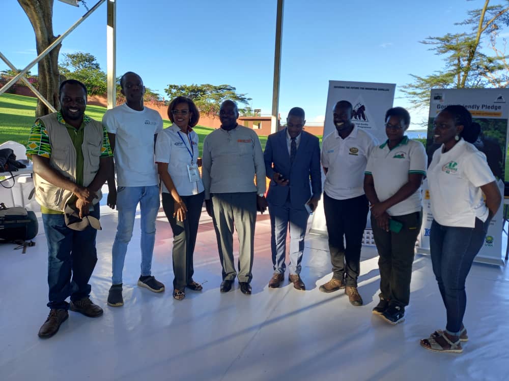 East meets Uganda at #POATE2023 3rd right...Explore Elgon team leader <a href="/NaminyaSaleh/">Naminya Saleh</a>