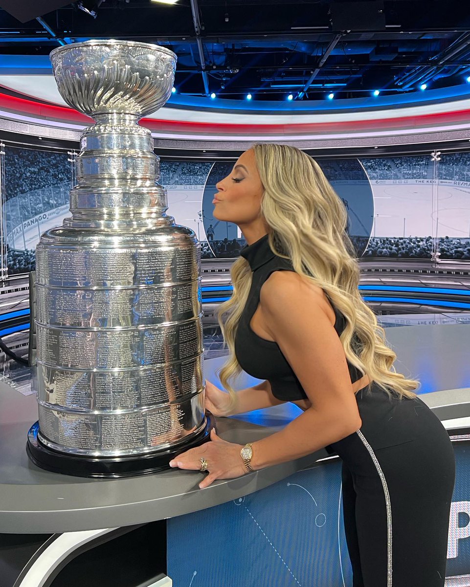 RT @TheCovalentTV: Trish Stratus and the Stanley Cup are a good combo! https://t.co/CJQFMzOmbY