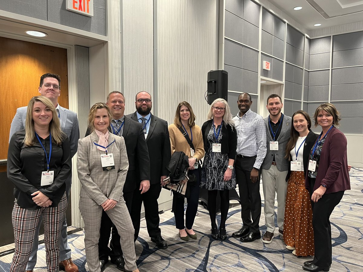 lm_traill's tweet photo. MCEP’s Leadership Development Program at the Chapter Leaders Session this morning. Thanks to our LDP participants for their contribution to MCEP again having the largest Chapter contingent at LAC! #LAC23 https://t.co/Y8AqsbB1Zc