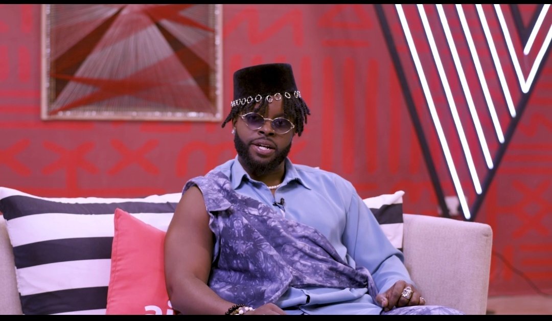 DROSEFRANKLYN's tweet photo. And we are back like we never left! It keeps getting better & better. Coaches trying all they can to better their prospects in today's show. #TeamYemi #TeamAwilo #TeamLocko #TeamJaydee
#TheVoiceAfrica #ConnectedbyAirtel https://t.co/bnQIDFBjUU