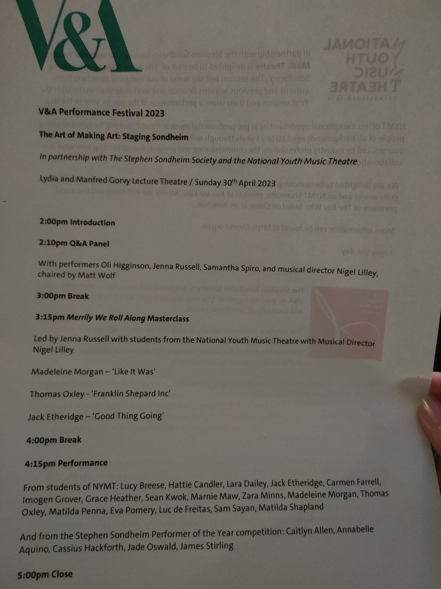 Planned our whole London trip around a free @SondheimSociety event @V_and_A - worth it. 

Fascinating stories & insights in a Q&A with @samanthaspiro, @Oli_Higginson @nigelilley & @jennarusselluk followed by great performances from @NYMTuk students & the 2022 #SSSSPOTY finalists.