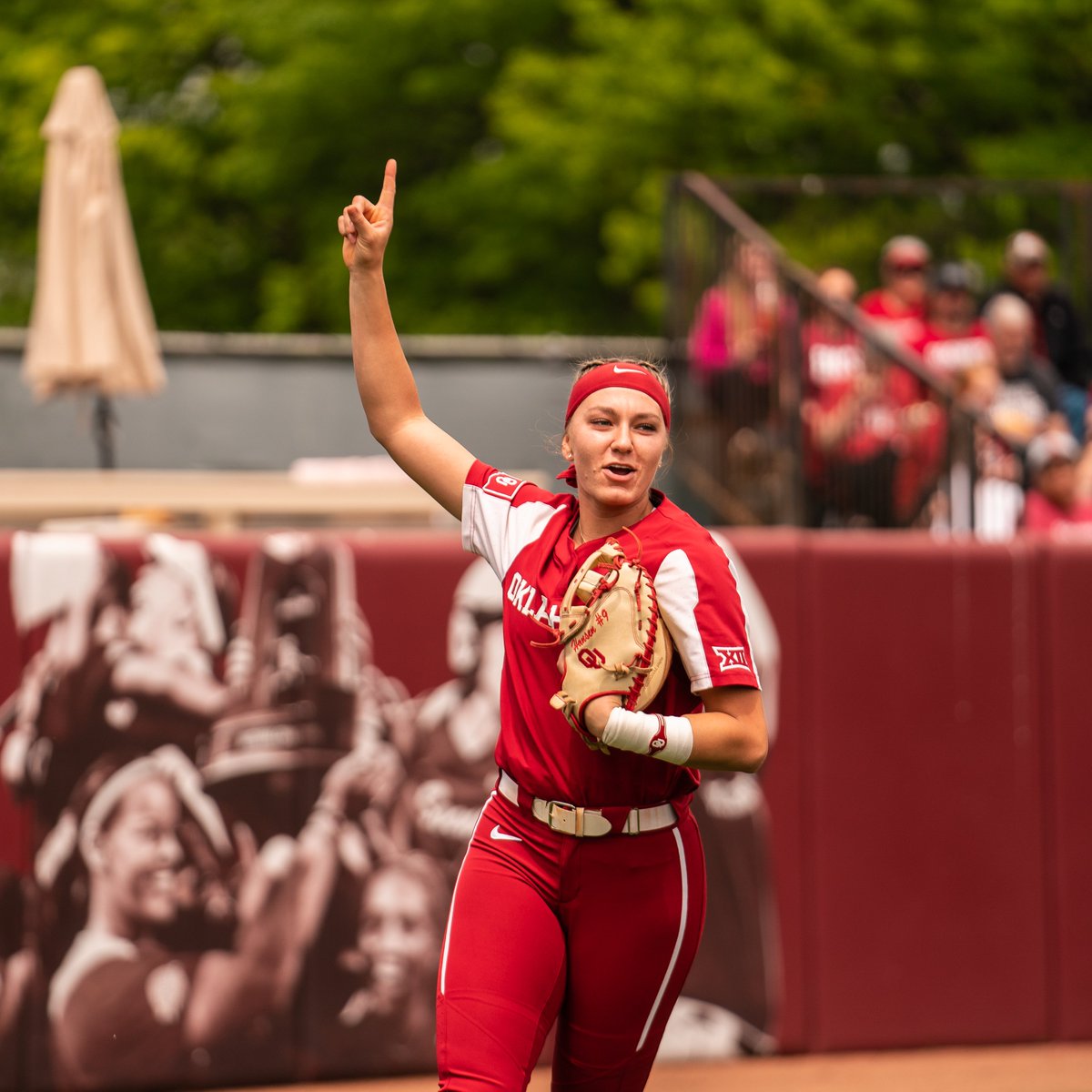 Oklahoma Softball on Twitter "🔴 𝐂𝐡𝐚𝐦𝐩𝐢𝐨𝐧𝐬𝐡𝐢𝐩 𝐑𝐞𝐝𝐬 🔴"