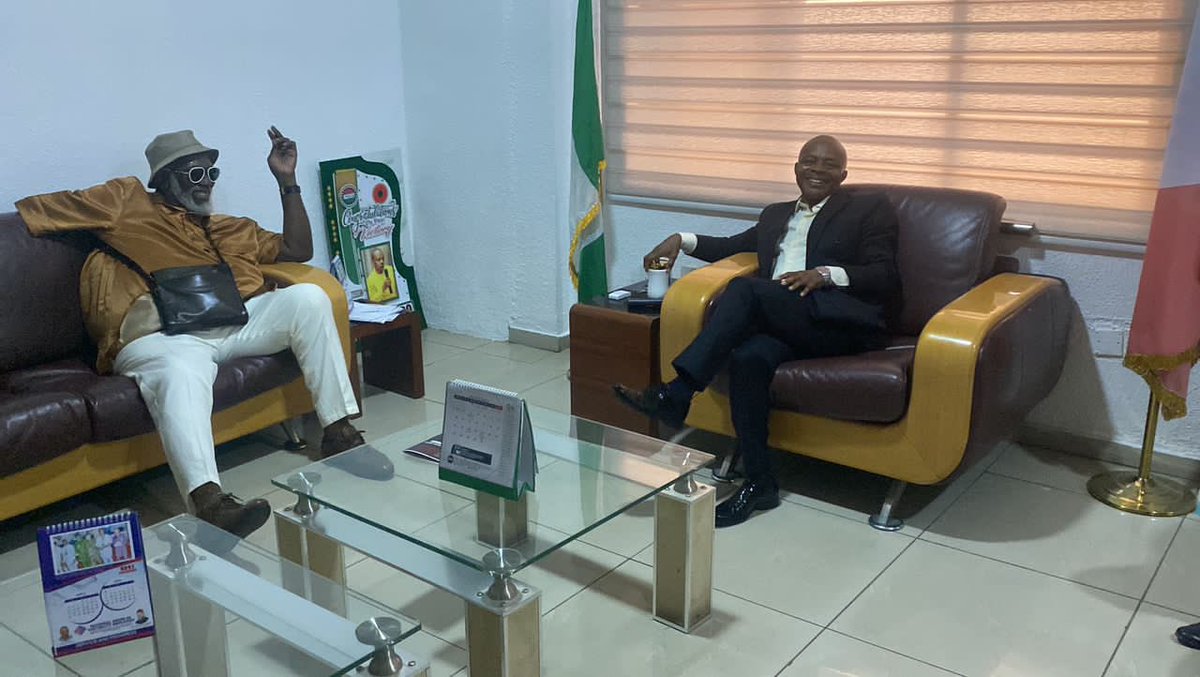 SenAchonu's tweet photo. Imo State LP governorship candidate, Sen. Athan Achonu paid a courtesy visit to NLC president, Comrade Joe Ajaero to discuss issues concerning welfare of Imo state workers and pensioners. 

#Achonu2023 #NewImoIsPossible #Ikenga2023 https://t.co/VrF6VNV9xG