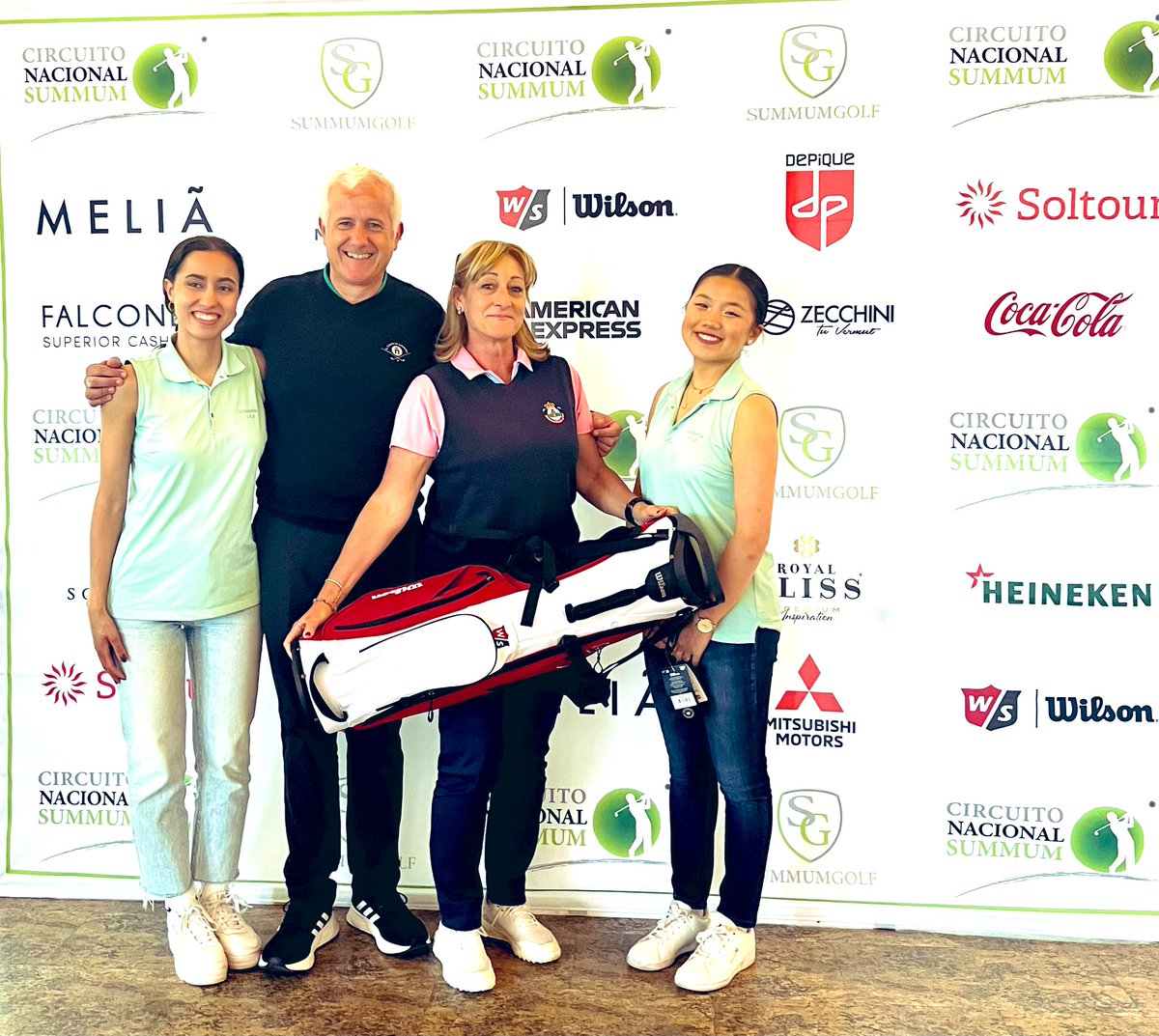 Summum Golf tweet media