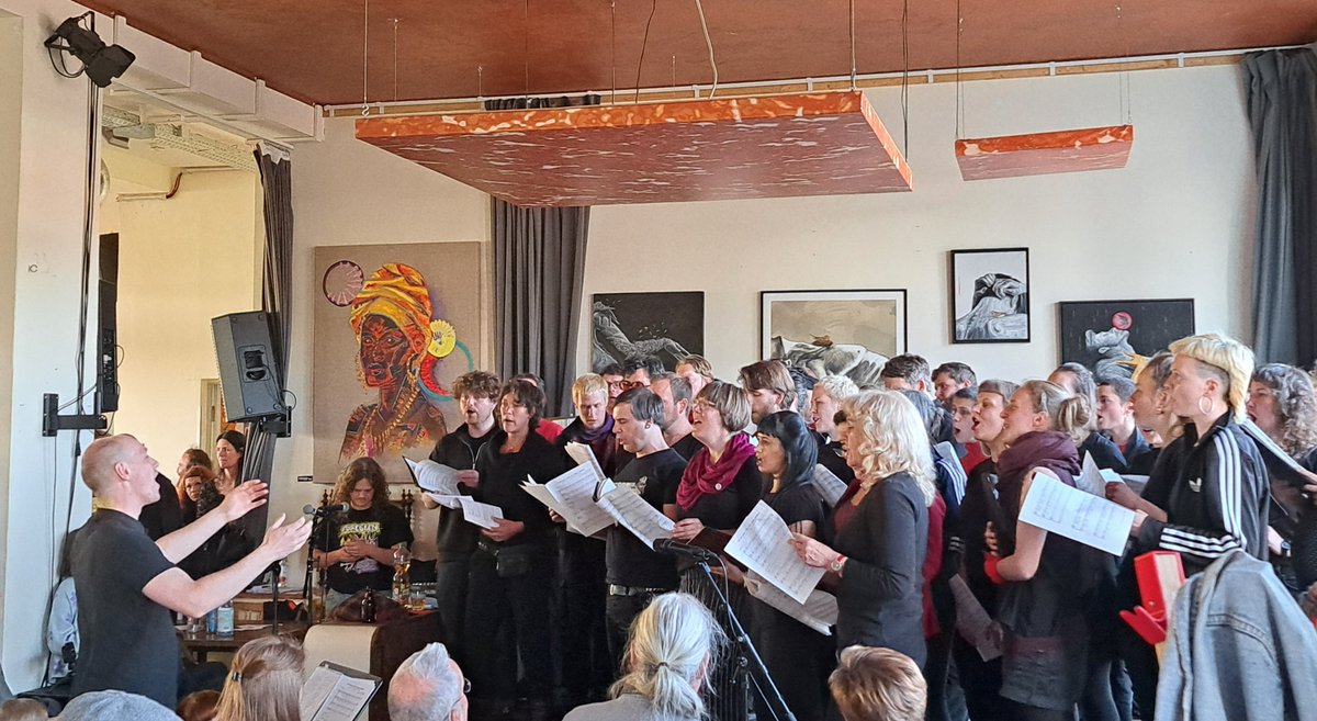 Franziska Müller🏳️‍🌈 squirrelista.bsky.social tweet media