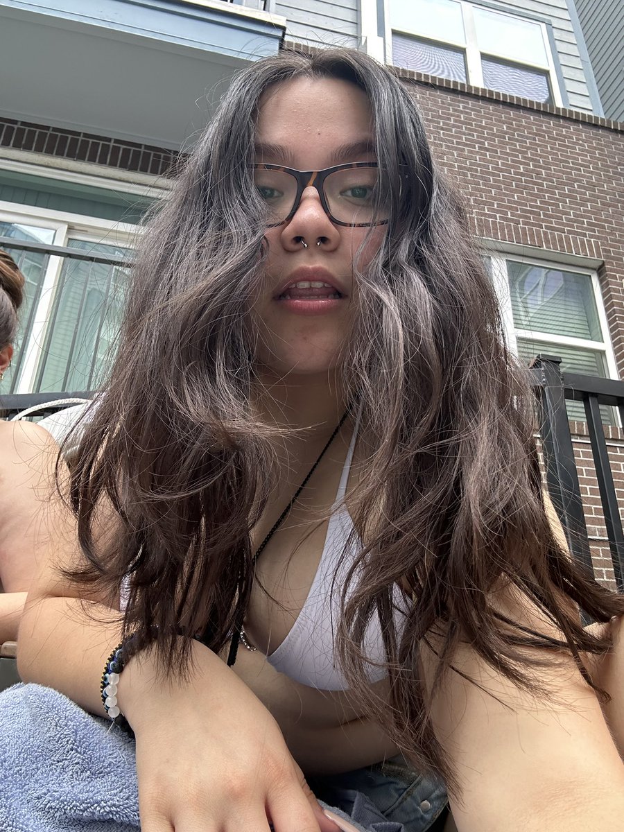 jaackiieexo_'s tweet image. a pic of yesterday’s fit along w pics from last week of spring fest 🤭
#UnderTheInfluence3 
#ShsuSpringfest2k23