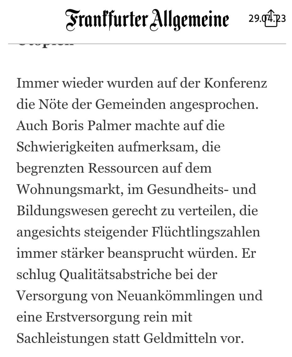 astafrankfurt's tweet photo. Bei der Aufregung um Palmers rassistische Wortwahl dürfen wir nicht vergessen, dass auch der Rest der Konferenz populistischer Käse war: Palmer z.B. durfte unter Zustimmung des Saals drastische "Qualitätsabstriche" bei der Versorgung flüchtender Menschen fordern. https://t.co/vmirZejZv1