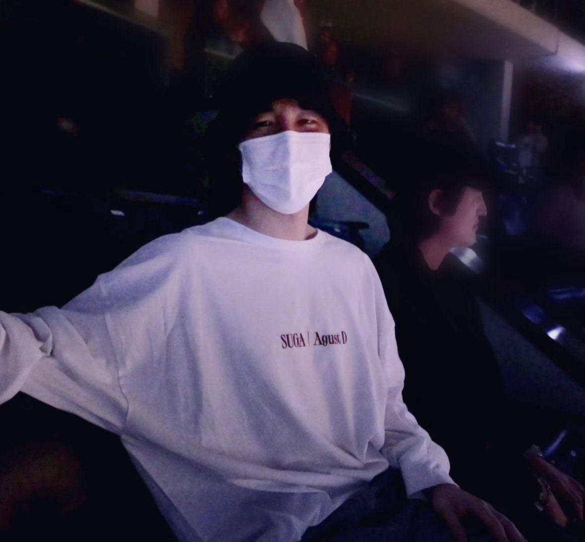 butterflythv's tweet photo. le fan number one de yoongi 🥹🥹 https://t.co/TAmWDTNgEC