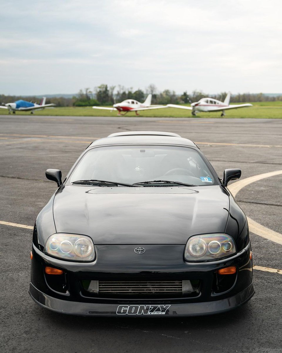 low_journal's tweet photo. From ground missile to chopper🚀
#Lowjournal 
.
.
.
.
.
.
.
#toyota #supra #mk4 #supramk4 https://t.co/GKkd7h2bQ8