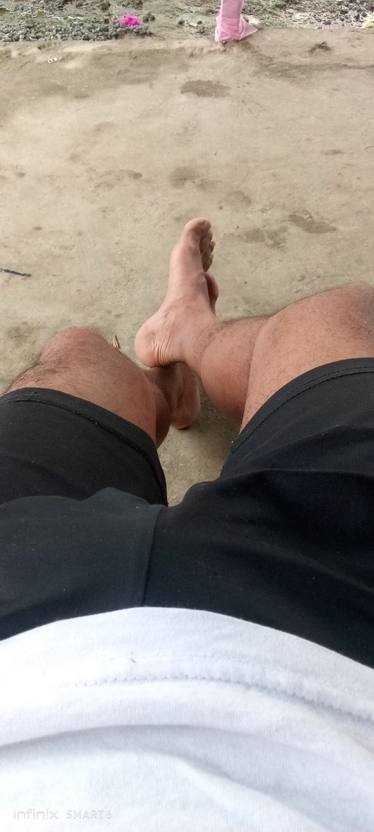 Pra quem gosta de pés.