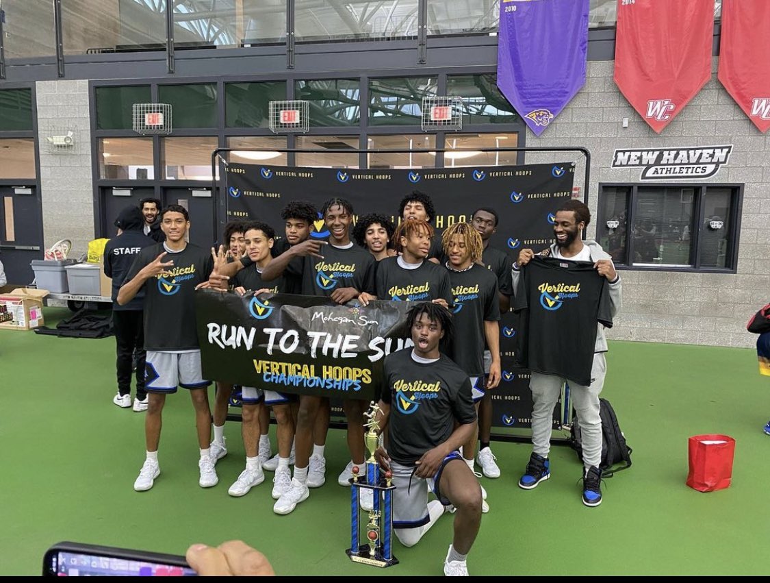 juliusGarcia127's tweet photo. Had a amazing tournament this week and went 3-0 had a great win against mass tigers to win the CT state championship @Watson_718 @TrainWithHe @almore_jordan #defytheodds https://t.co/5TrIdZOMCX