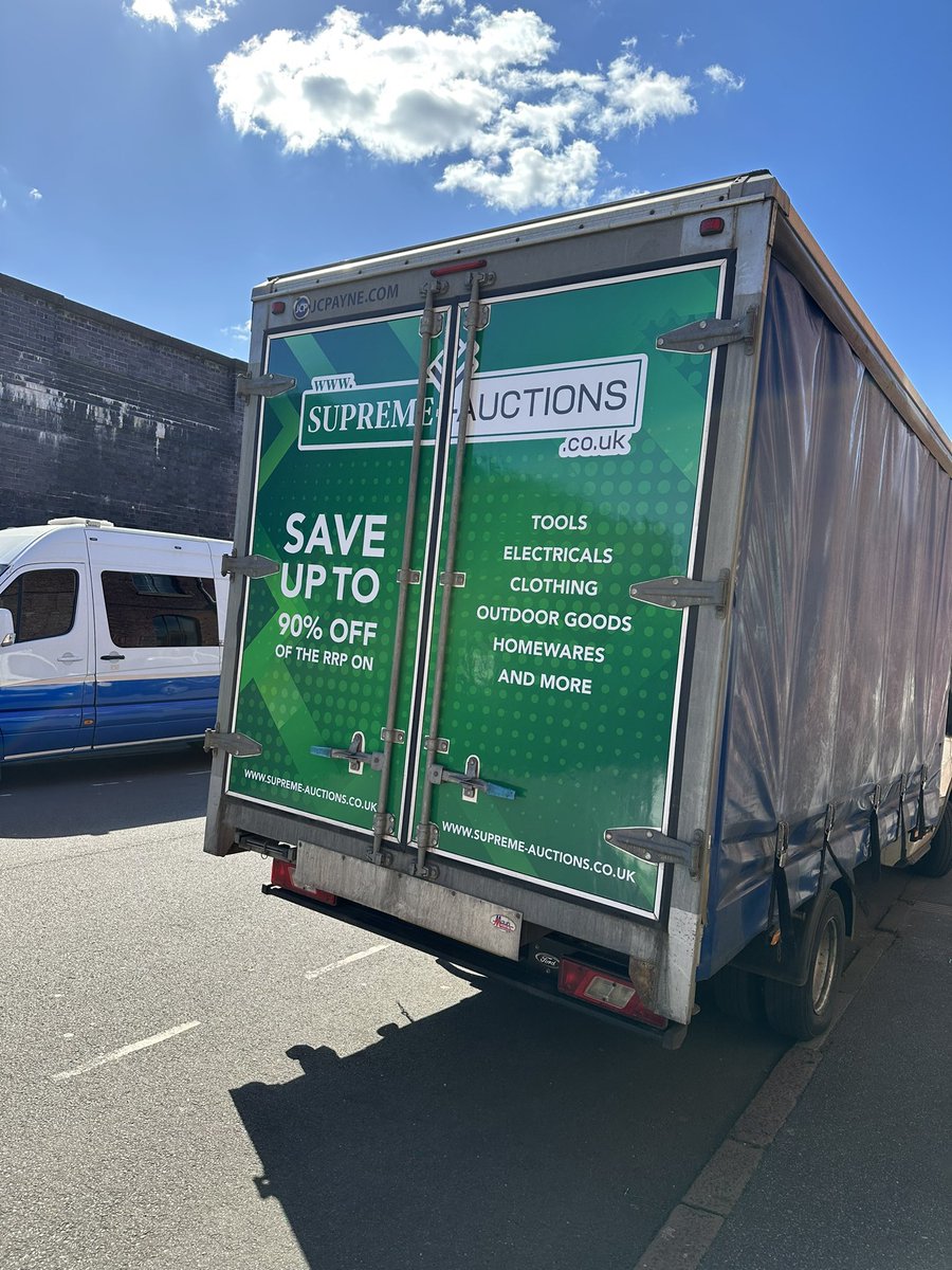 GraemeTDesign's tweet photo. Vehicle #branding #Graphic supplied and applied to Supreme Auctions new van in #SHEFFIELD https://t.co/U8OwrtpIiM