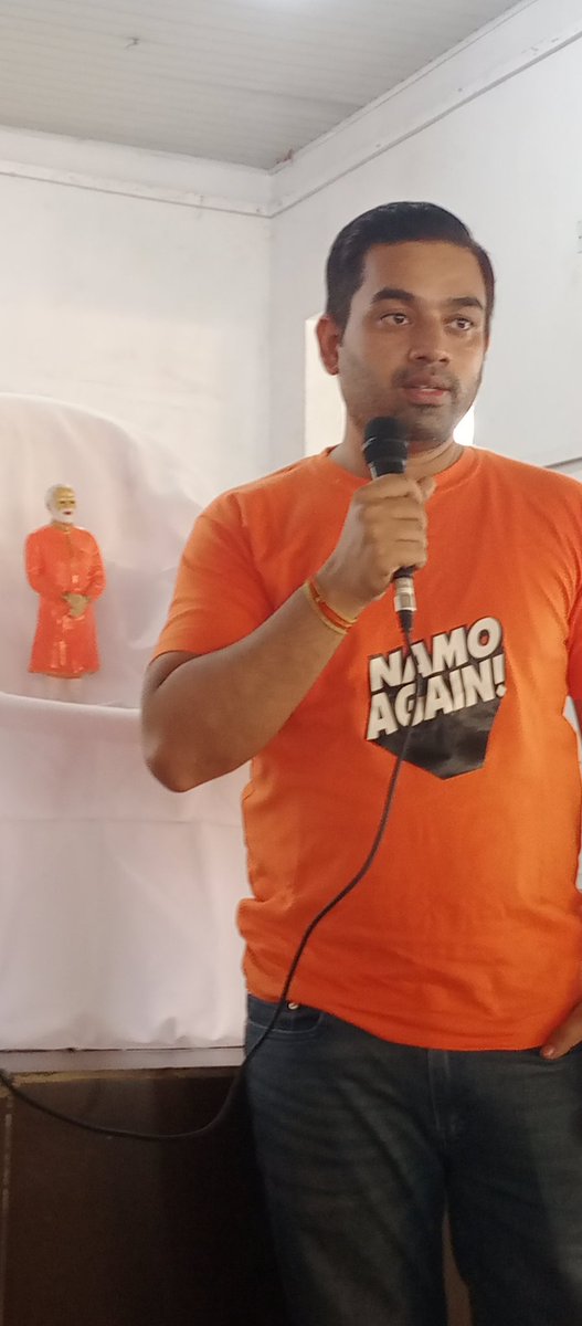 mevipul's tweet photo. OFBJP Nigeria organised #MannKiBaat100 at 10 location in Nigeria. @narendramodi
@BJP4India @overseas_bjp @vijai63 @PMOIndia 
@MEAIndia 
@iccr_hq 
@AkashvaniAIR 
@PIB_India @DrSJaishankar @MOS_MEA @JPNadda https://t.co/T6oYWpqwjo