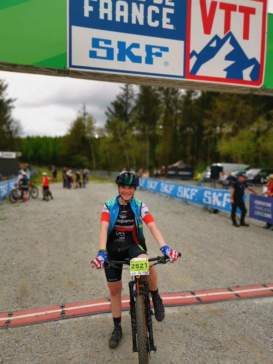 GroupamaFd51's tweet photo. Résultats de la 2eme manche de coupe de France vtt à Guéret. @IrisGirod1 aidée par la nouvelle CaisseLocale @GroupamaNordEst #Suippe #Vesle finit 22e sur 67 après une chute sans gravité... Le travail fourni ces dernieres semaines commence à payer. #combativité #mutualisme https://t.co/8O2r8PuS0M