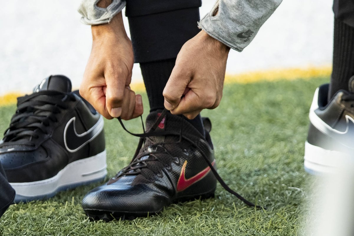 BGK617's tweet photo. Colin Kaepernick&amp;#039;s New Nike AF1 Collab Showed Up At His Workouts https://t.co/MjFPoZXxDS https://t.co/q32qq2FZtv